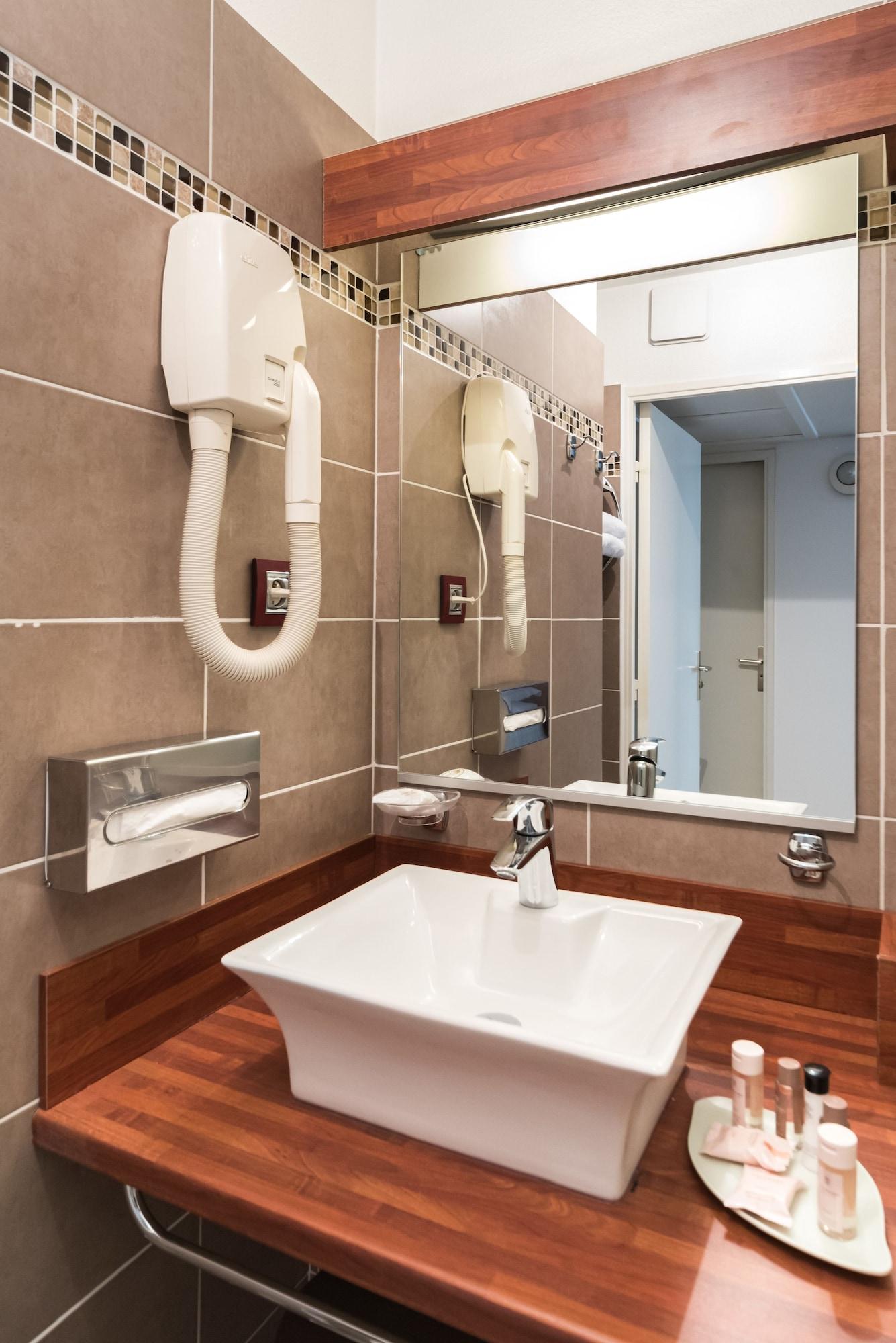 Mercure Saint Raphael Centre Plage Zewnętrze zdjęcie